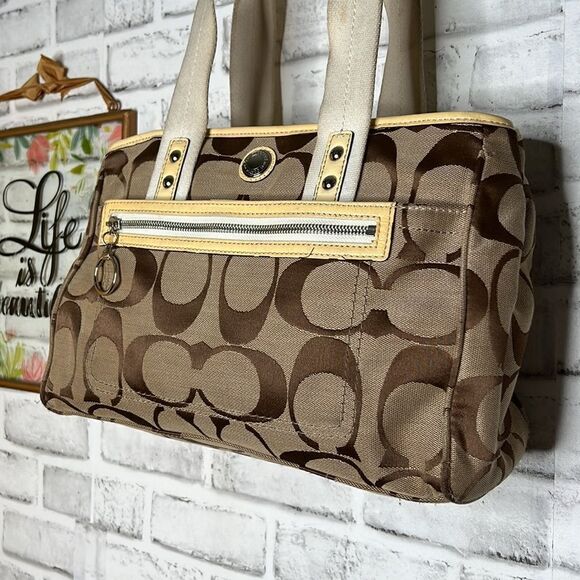 F14878 Coach Daisy Signature Collection Tote Bag Purse - Picture 3 of 10